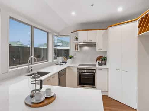 a/225 Travis Road, New Brighton