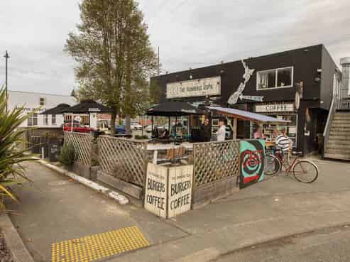 Iconic Cafe The Running Duck, Geraldine