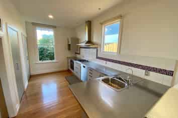 22 Selkirk Street, Roslyn