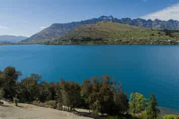 Lakeshore, Frankton Road, Queenstown Central