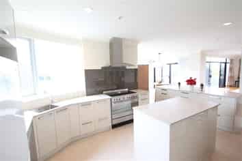 1/97 Jervois Road, Herne Bay