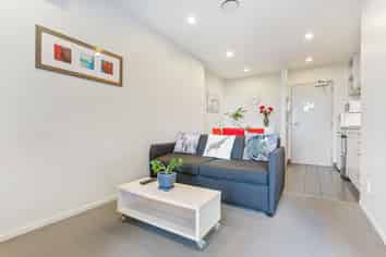 810/17 Amersham Way, Manukau