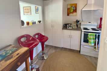 4C Lytton Street, Glenholme