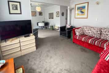 4C Lytton Street, Glenholme