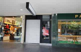 Boutique Queen Street Retail