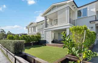 192 Landmark Terrace, Orewa