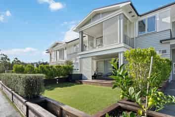 192 Landmark Terrace, Orewa