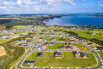 13 Okohaka Avenue, Glenbrook