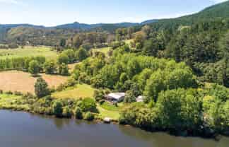 345 Hikuai Settlement Road, Pauanui