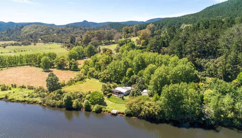 345 Hikuai Settlement Road, Pauanui