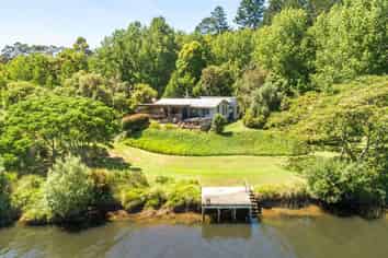 345 Hikuai Settlement Road, Pauanui