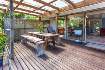 345 Hikuai Settlement Road, Pauanui