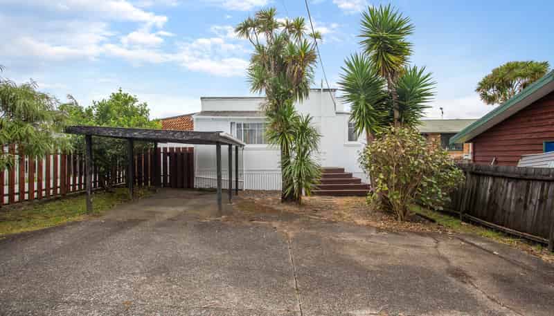 76 Wharf Road, Te Atatu Peninsula