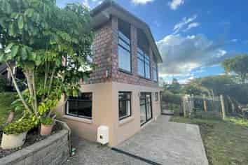 11A Spoonbill Place, Unsworth Heights