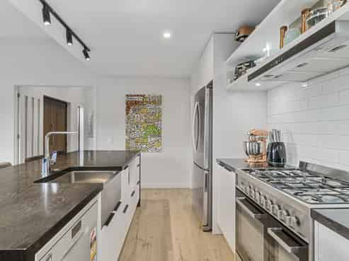 10 Mills Road, Wanaka