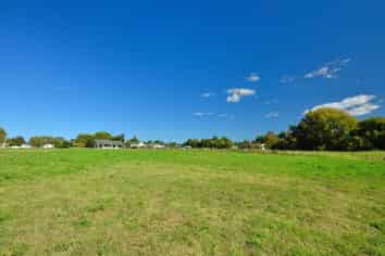 47,676sqm of prime, residentially-zoned land      