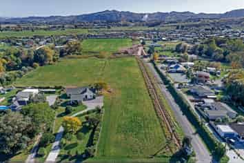 47,676sqm of prime, residentially-zoned land      