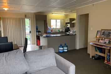 11 Mataura Place, Clover Park