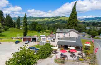 Established Business and Rural Lifestyle