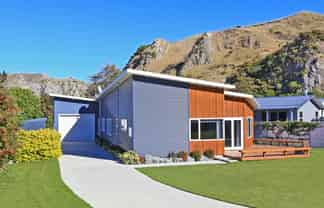 6 John Ross Place, Elsthorpe