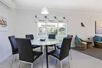 6 John Ross Place, Elsthorpe