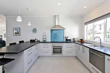 6 John Ross Place, Elsthorpe