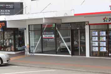 High Street Retail - Tawa