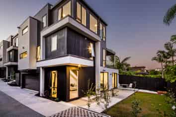 4/18 Marama Street, Castor Bay