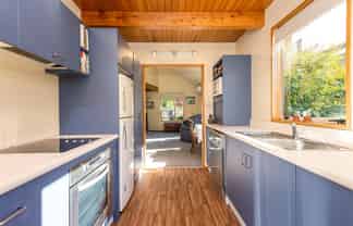 2/173 Idris Road, Strowan