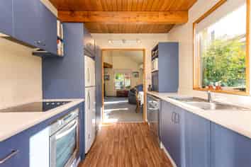 2/173 Idris Road, Strowan