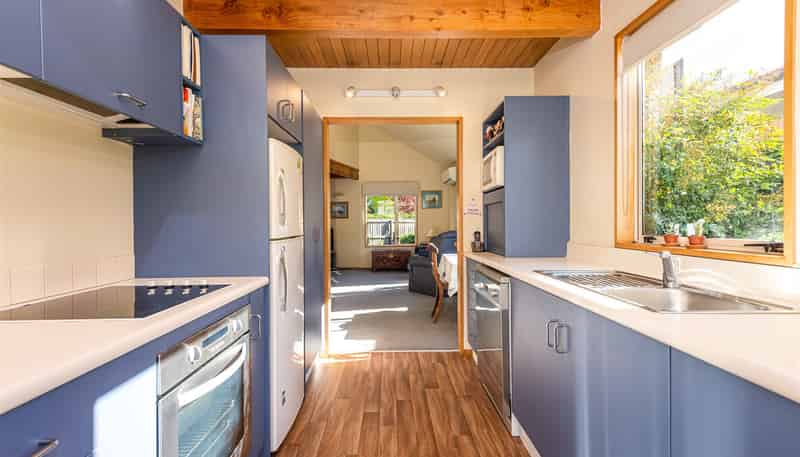 2/173 Idris Road, Strowan