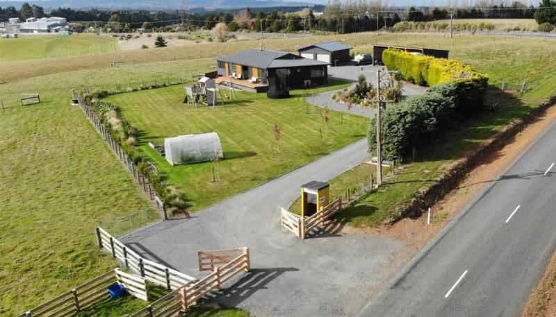 16 Te Houka Road, Balclutha