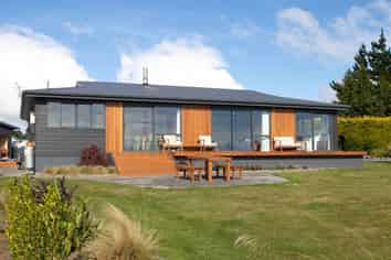 16 Te Houka Road, Balclutha