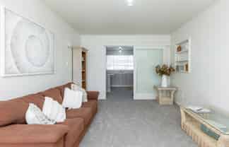 1/3 Crichton Place, Taradale