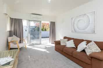 1/3 Crichton Place, Taradale