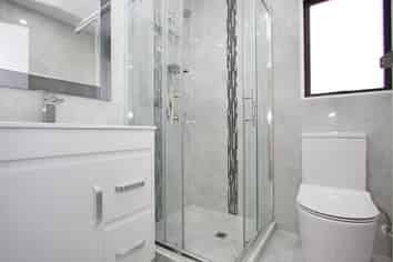 13 Grassways Avenue, Pakuranga