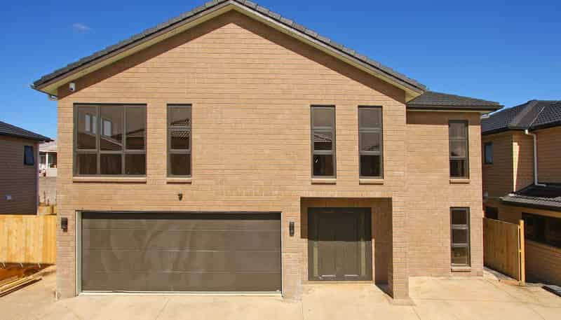 13 Grassways Avenue, Pakuranga