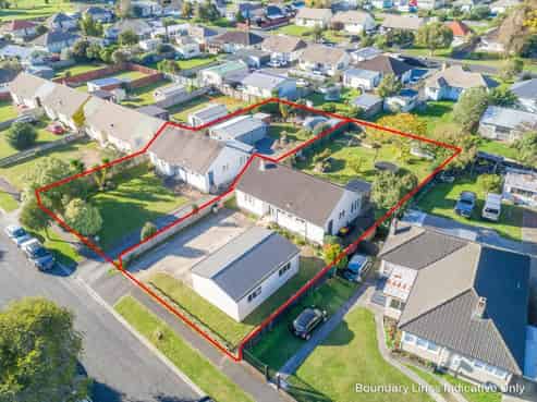 12 and 14 Paul Crescent, Fairfield