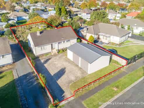 12 and 14 Paul Crescent, Fairfield