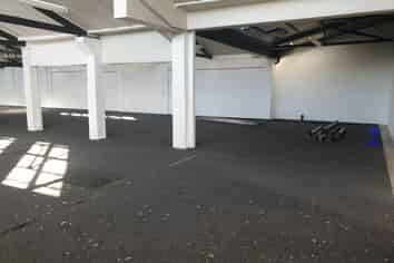 INDUSTRIAL OR RETAIL WAREHOUSE