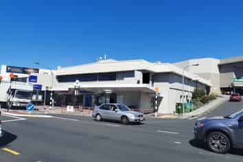 Premium Birkenhead Retail