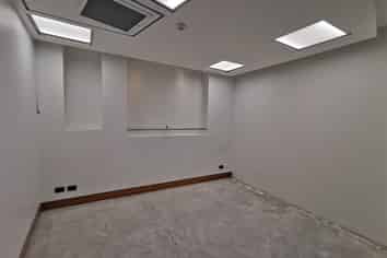 Premium Birkenhead Retail