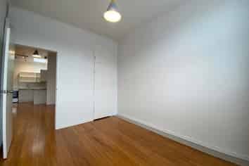 87A Victoria Road, Devonport