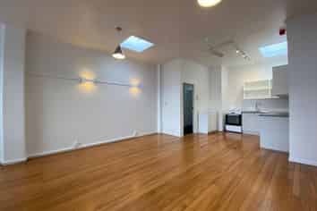 87A Victoria Road, Devonport