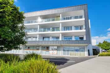 122/17 Link Crescent, Stanmore Bay