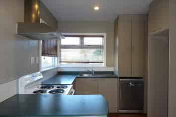 10 Kendal Avenue, Burnside