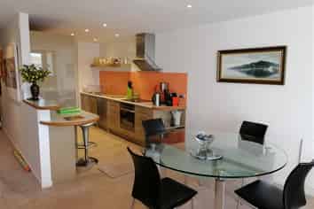 6B/42 Cable Street, Te Aro