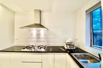 32 Charlestown Drive, Flat Bush