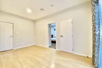 32 Charlestown Drive, Flat Bush