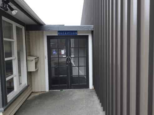Office options on busy main road in Tawa